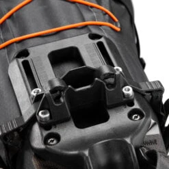 ORTLIEB Seat-Pack QR 13L - Sattelstützentasche -Trangian Verkaufe ortlieb seat pack qr 13l sattelstuetzentasche ol f9903 6