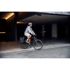 ORTLIEB Vario High-Vis QL2.1 - 26 L - Rucksack Und Radtasche 29 ORTLIEB Vario High-Vis QL2.1 - 26 L - Rucksack Und Radtasche -Trangian Verkaufe ortlieb vario ps ql2 1 highvis rucksack und radtasche black reflective ol f7716 13