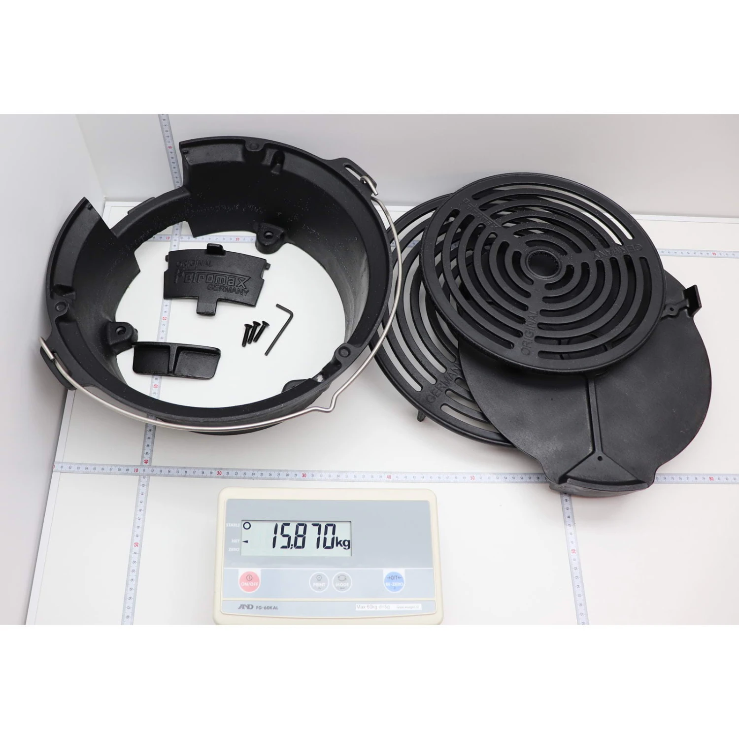 Petromax Feuergrill Tg3 - Holzkohlegrill 9 Petromax Feuergrill Tg3 - Holzkohlegrill – Bild 9